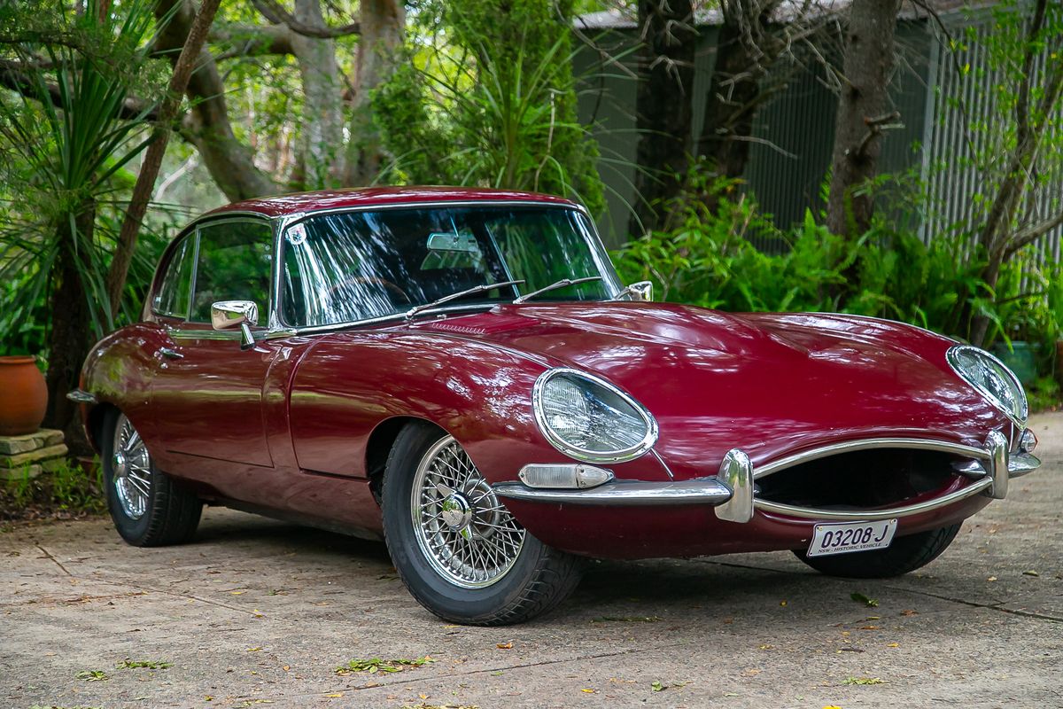 1966 Jaguar E-Type Series 1 4.2 2+2 FHC 
