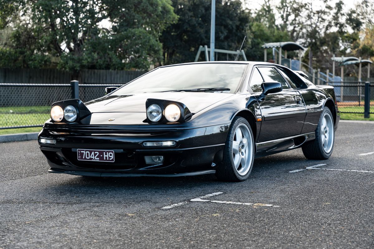 1994 LOTUS ESPRIT S4