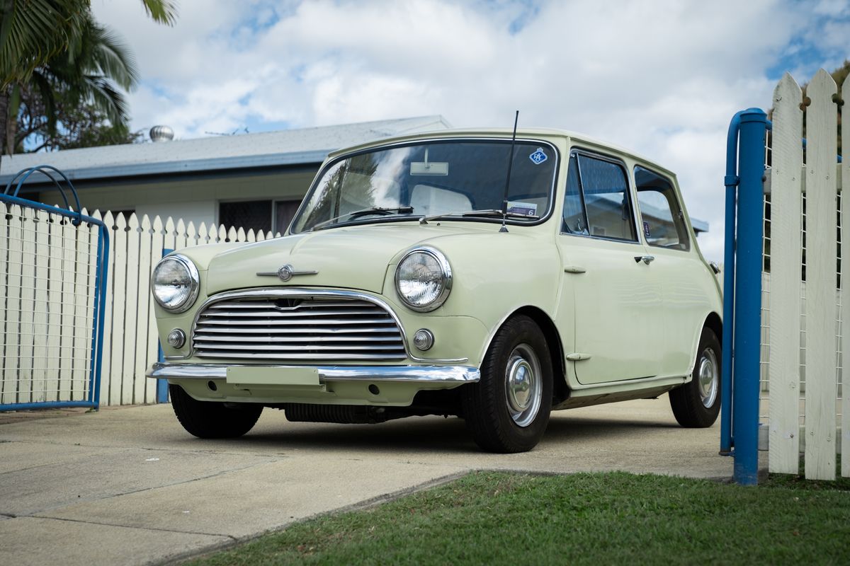 1969 Morris Mini Deluxe