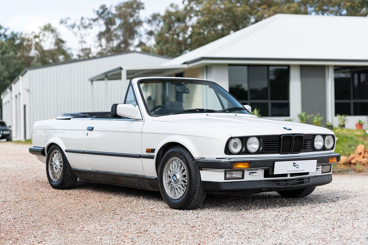 1988 BMW (E30) 320i Convertible